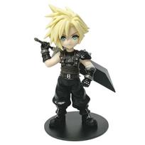Anime 11-12cm Cloud Strife Tifa Lockhart Aerith Gainsborough Zack·Fair Figūrėlės Modelis PVC Žaislas Darbalaukio Kolekcijos Aksesuarai Dovana beige