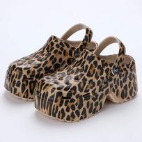 Leopard Thick Bottom Clogs for Women Closed Toe Chunky Platform Sandals Woman Summer 2025 Super High Wedge Heel Slippers Female 39-40 leopardas