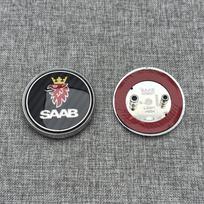 SAAB Priekinės ir galinės emblemos rinkinys: Modifikuoti variklio dangčio ir bagažinės ženkleliai (68mm Galinis lipdukas)