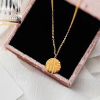 Women's Fu Character Pendant Choker – Trendy, Non-Fading Clavicle Necklace gray