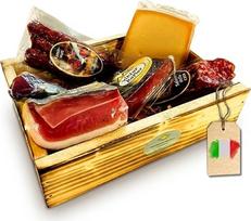 BAVAREGOLA Pietų Tirolio dovanų krepšelis „Marende 6“ – Alpių malonumai ir tirolietiškas pietų rinkinys su lašiniais, sūriu, salami, kumpiu ir „Fireplace Roots“ produktais – aukščiausios kokybės delikatesų dovana gurmanams, vyrams ir moterims