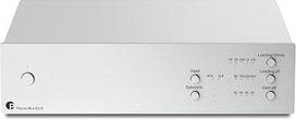 „Pro-Ject Phono Box S3 B“, tikrai subalansuotas MM/MC tipo foninis priešstiprintuvas, sidabrinis