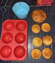 silikoninis kepimo indas, 6 skylių,  1PC-raudona