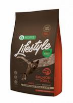 Natures Protection Lifestyle be grūdų su lašiša ir kriliu sterilizuotoms suaugusioms katėms 1,5 kg