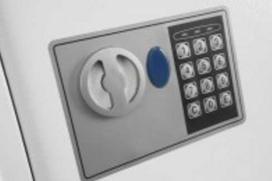 Phoenix Safe Phoenix Seifas Co. Cygnus KS0031E, balta, 30 kabliukų, elektroninis, 6,5 L, 300 x 100 x 280 mm, 295 x 80 x 275 mm