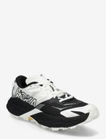 HOKA - Speedgoat 7 - Bėgimo bateliai - Juoda