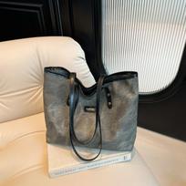 Tote bag large-capacity bag women's new fashionable solid color simple shoulder bag summer commuter handbag