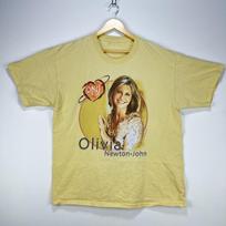 Olivia Newton-John Heartstrings Tour For Men Women Cotton T-Shirt M beige