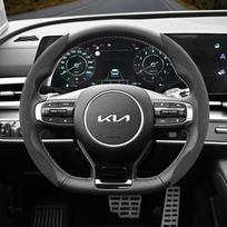 Suitable for Kia Anti-Slip Buckle Segmented Suede Steering Wheel Cover Suitable for Ceed Jd Picanto Sportage 3 Rio 4 Ev3 Cerato 2 Stonic Xceed Black D-Shaped 2PC gray