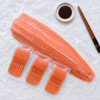 Lašišos sashimi ir porcijų rinkinys