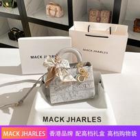 Fashionable Bow Embroidered Tote Bag with High-end Feel and Large Capacity Commuting Bag gray