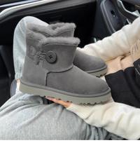 One button low cut, two in one genuine leather, real wool, sheep fur, and one fashionable warm chestnut thick snow boots 40 pilka