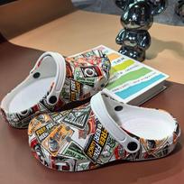 Cool Cartoon Graffiti Clogs – Unisex Couple Beach Sandals, Soft Sole Breathable Hollow Shoes 1-XXL