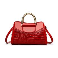 Ladies' Handbag with Tote Style, Large Capacity, Simple Design, Suitable for Daily Commuting, Single Shoulder Strap, Crossbody Style. raudona