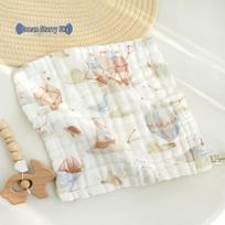 Summer Infant Face Wash & Bib: Six-Layer Gauze Baby Towel white
