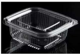 Multi Plastikinis puodelis CaterSource 250 ml 85x97x41 mm kvadratinis su atlenkiamu dangteliu RPET permatomas, 100 vnt.