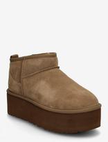 UGG - W Classic Ultra Mini Platform - Žieminiai batai - Ruda