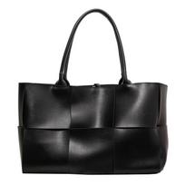 Knitted Large Capacity Hand-held Tote Women's Bag, New Retro High-end Texture Large Capacity Tote Bag