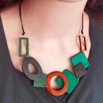 Women Statement Bib Necklace Vintage Geometric Wooden Necklaces Pendants Lady Neck Decoration New Fashion Jewelry Gifts white