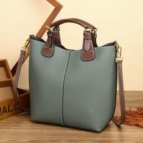 Large Capacity Women's Tote Bag Shoulder Commuter Bag gray