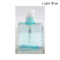 Tušti plastikiniai buteliukai su dozatoriumi 250 ml, daugkartinio naudojimo buteliukai skystam šampūnui Light blue white