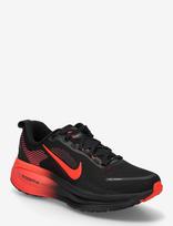 Nike - Nike Vomero 18 - Bėgimo bateliai - Juoda