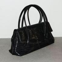 Fashionable and Versatile Commuting Dark Tote Bag with Concave Design, Casual Design, Hand-held Shoulder Bag juoda