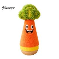 Cute Carrot Shape Dog Playthings Wobbling Toy, Plush Chew Toy with Wooden Wobble Base, Interactive Toys for Indoor Play Self-Righting Small Dogs Solo