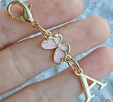 Metal Initial Letter Keychain with Butterfly Charm Lobster Clasp Pendant for Bag Purse Decoration and Key Holder Accessory One Size gray