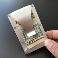 Minimalistinė plona metalinė piniginė vyrams moterims RFID taktinė vizitinių kortelių dėklas Aliuminio kortelių laikiklis white