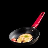 ZWILLING MOTION PLUS Titanium Ceramic Non-stick Frying Pan 20CM black