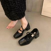 Hot Selling Women Autumn Shoes Square Toe Female Footwear Fall New Retro Cross Comfortable Flat Flock Mary Janes Shoes Woman 35 juoda