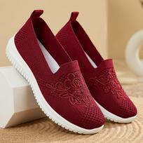 2024 Spring and Autumn New Hot Selling Casual 2024 Embroidered Mom's Shoes with Shallow Mouth and One Step Women's Shoes 39 raudona