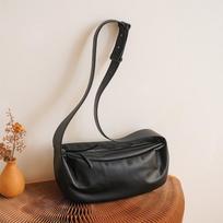 Fashionably Simple Dumpling-shaped Ladies' Casual Crossbody Bag with Large Capacity for Commuting, Single-shoulder Bag juoda