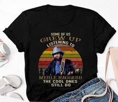 Merle Haggard Singer Vintage unisex T-Shirt Fan Gift Unisex unisex T-Shirt M brown
