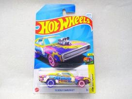 Unopened Hot Wheels 70 Dodge Charger (SQ2221) R/T blue