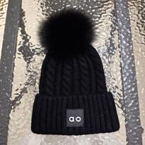 Hot-selling new European and American fashion fox hairball rabbit hair twist woven wool hat ski cap one size fits all juoda