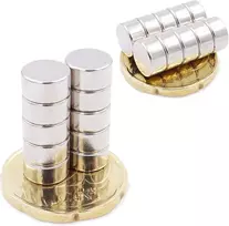 Brudazon 10 mini diskiniai magnetai 8 x 4 mm N52 stipriausio lygio neodimio magnetai itin stiprūs magnetai modelių gamybai, nuotraukoms, lentai, skelbimų lentai, šaldytuvui, rankdarbiams, itin stiprus magnetinis diskas
