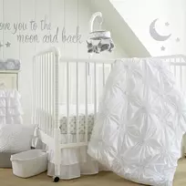 Patalynės komplektas Levtex Baby - 5 dalių pintas lovos komplektas - švelnios rozetės ir raukiniai - baltas