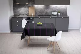 Le Jardin du Lin virtuvinė dekoratyvinė staltiesė violetinė juoda 140 x 140 cm - sukurta ir pagaminta Turkijoje