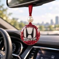 Automobilio veidrodėlio pakabukas Honda 4 cm su reguliuojamu karoliuku, Latvija