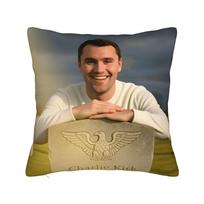 Charlie Kirk Mirtis Pagalvės užvalkalai Senovinis pagalvės užvalkalas Sofai, foteliui, miegamajam Minkštas pagalvės užvalkalas 45x45cm