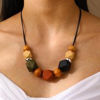 Multi Color Irregular Geometric Wooded Beads Pendants Necklaces For Women Vintage Statement Neck Decoration as the picture brown