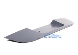 BMW M5 E60 bagažinės dangčio apdailos uždengimas JAV numerio plokštės originalas 51138043223