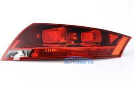 AUDI TTS 8J Galinis dešinysis galinis žibintas JAV originalus 8J0945096N