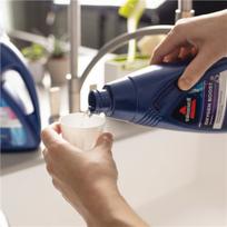 Bissell | Spot Cleaner | SpotClean Pro | Corded operating | Washing function | 750 W | Red/Titanium | 24 month(s)