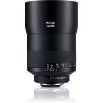 Zeiss Milvus 85mm f/1.4 (Canon EF)