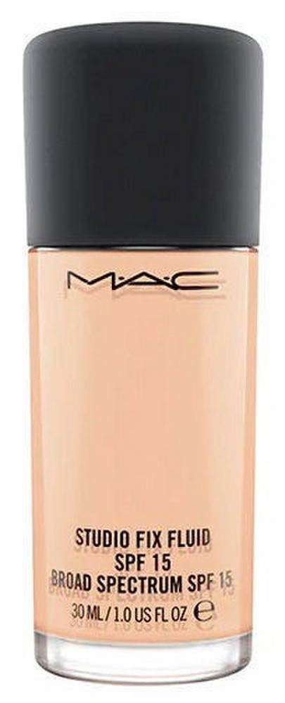 MAC selling Pro Foundation- Bundle for Christinaroman