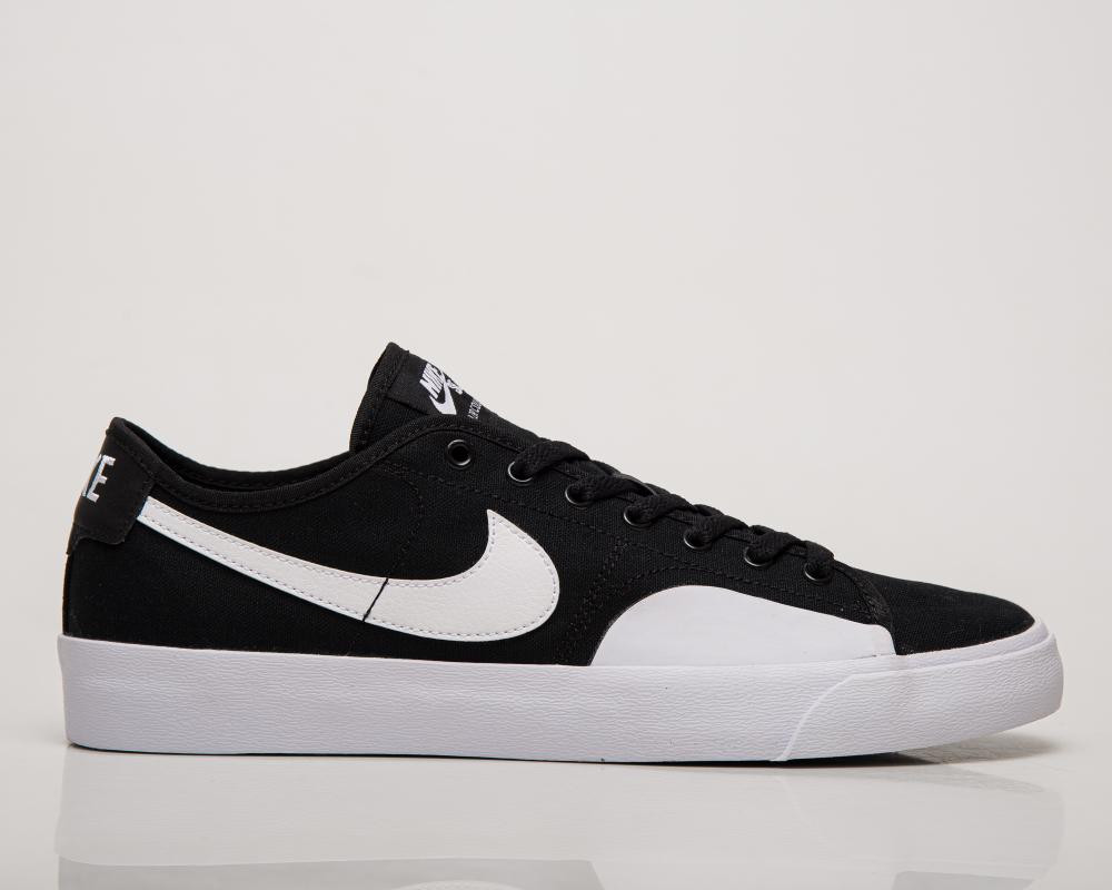 nike blazer low mid