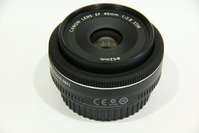 Canon EF 40mm F2.8 STM | Kainos.lt